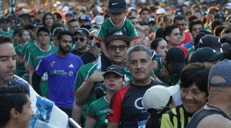 🎡🏃‍♀️🏃#FNSM | Más de 26 mil personas de todas las edades se dieron cita este sábado para participar en la carrera 21K El Gigante de México, evento que forma parte de las actividades deportivas que se desarrollan en el marco de la Feria Nacional de San Marcos y que promueven la activación física.